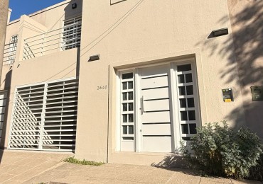EN VENTA HERMOSO DUPLEX 3 DORM - ZONA SUR