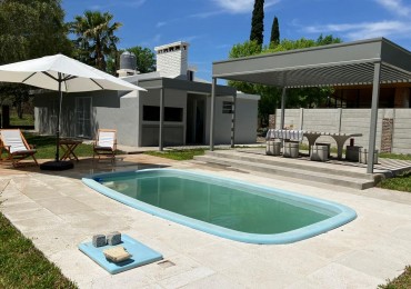 EN VENTA QUINTA A REFACCIONAR - SAUCE MONTRUL