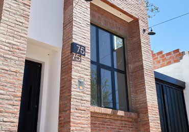 EN VENTA HERMOSO DUPLEX A ESTRENAR - ZONA ALMAFUERTE