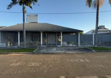 Venta Casa Soñada con Pileta y Quincho con amplio terreno !!!