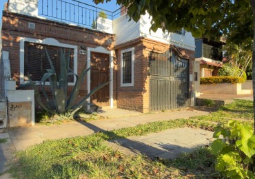 EN VENTA CASA 2 DORM- CALLE BLAS PARERA !!! 